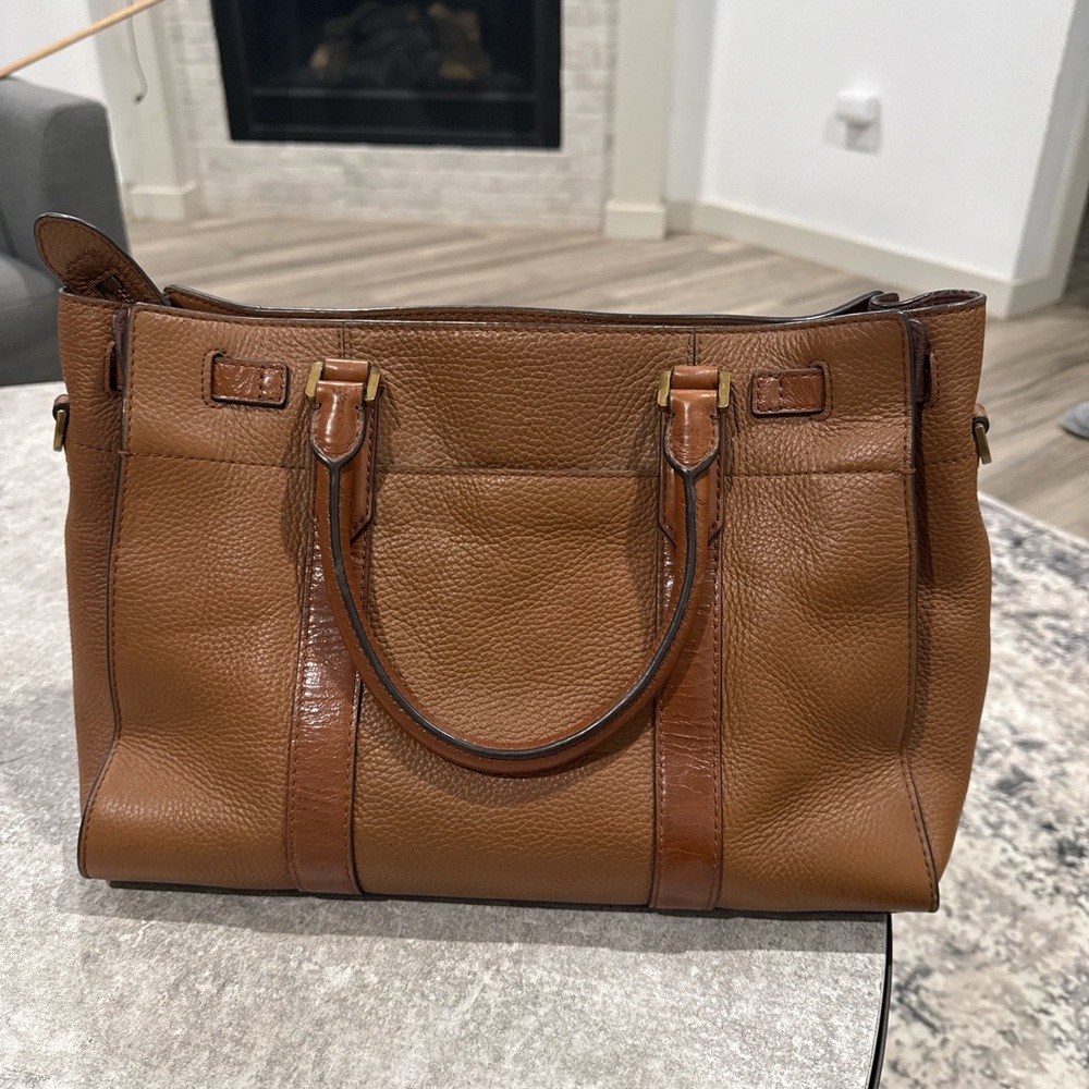 Michael Kors Tan Leather Handbag with Gold Accents - Picture 3 of 8